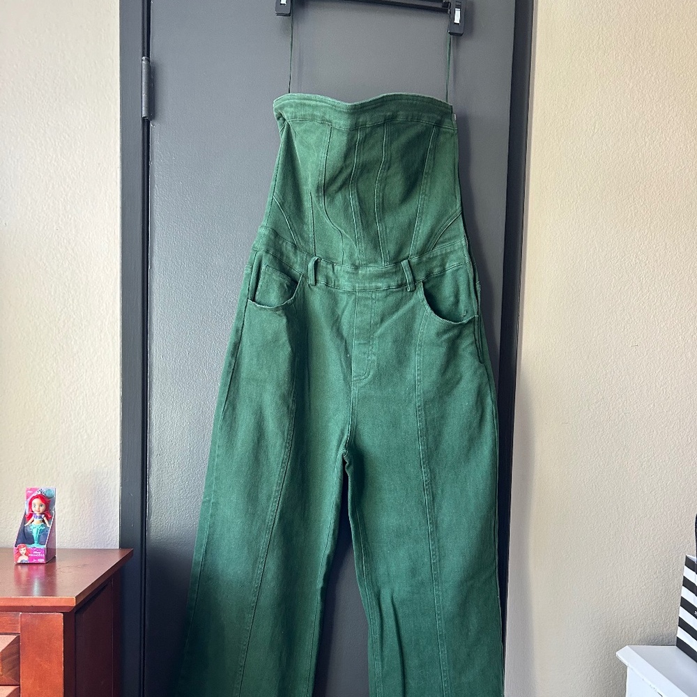 Strapless green Jumpsuit